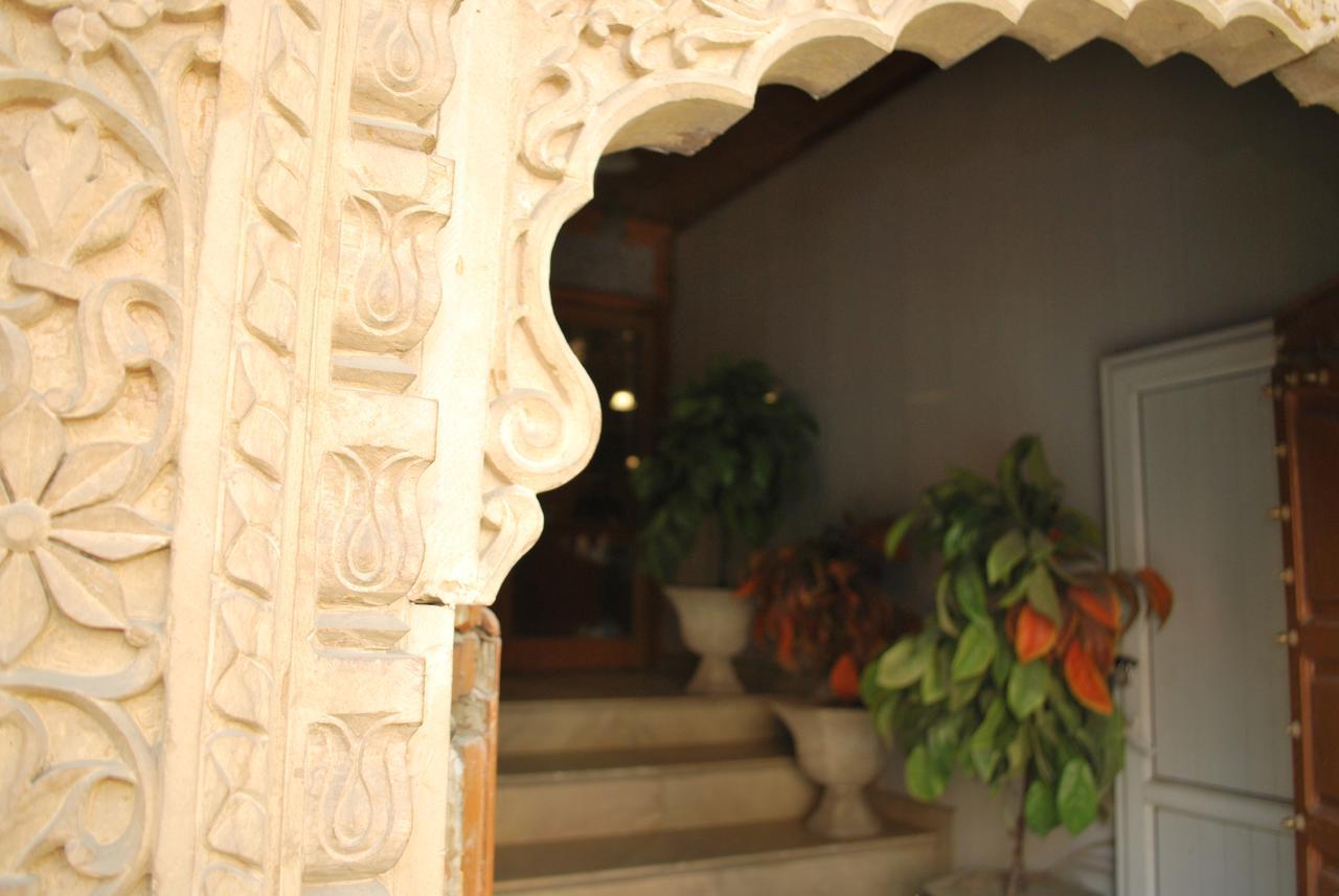 Kaisar Hotel Srinagar  Luaran gambar