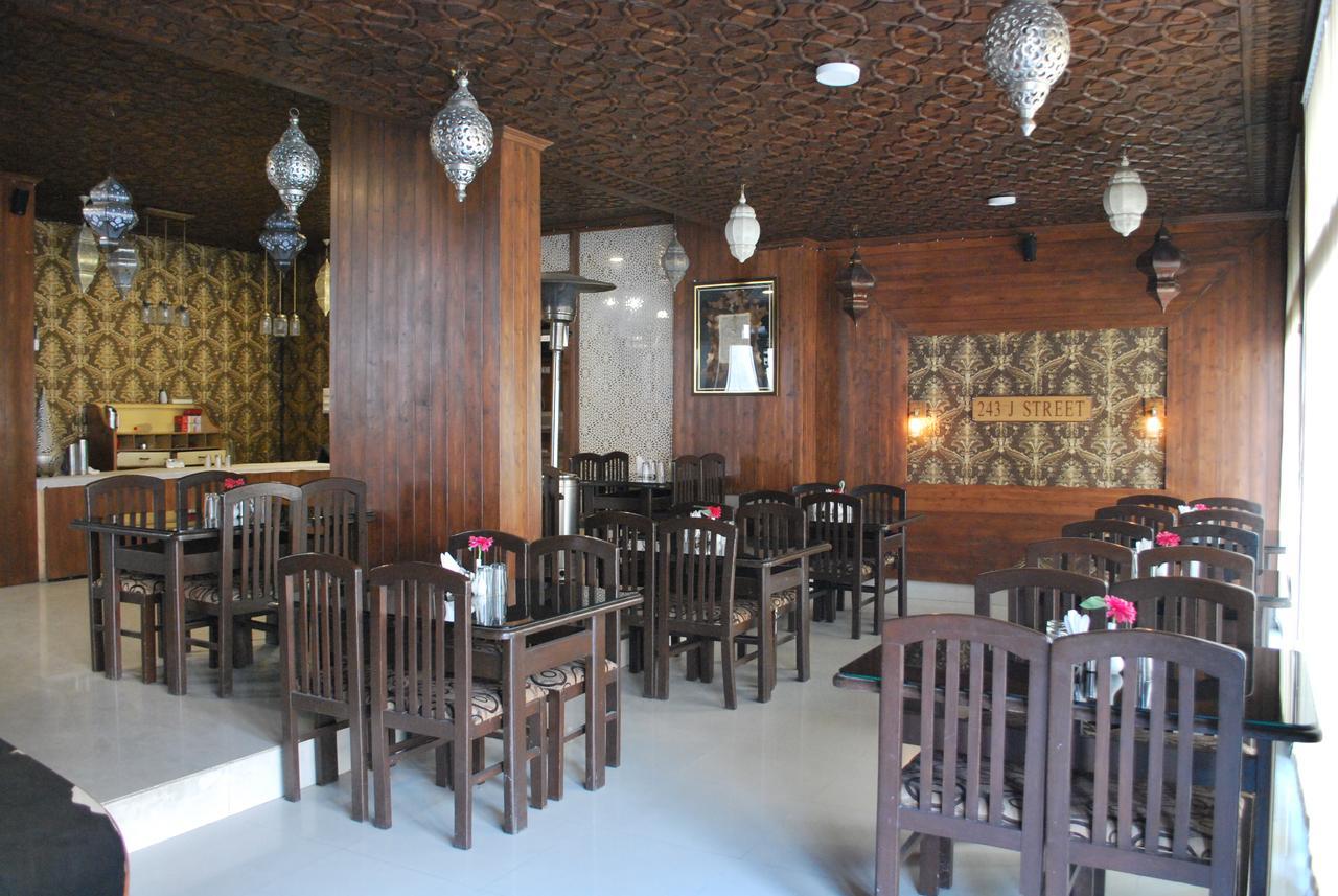 Kaisar Hotel Srinagar  Luaran gambar