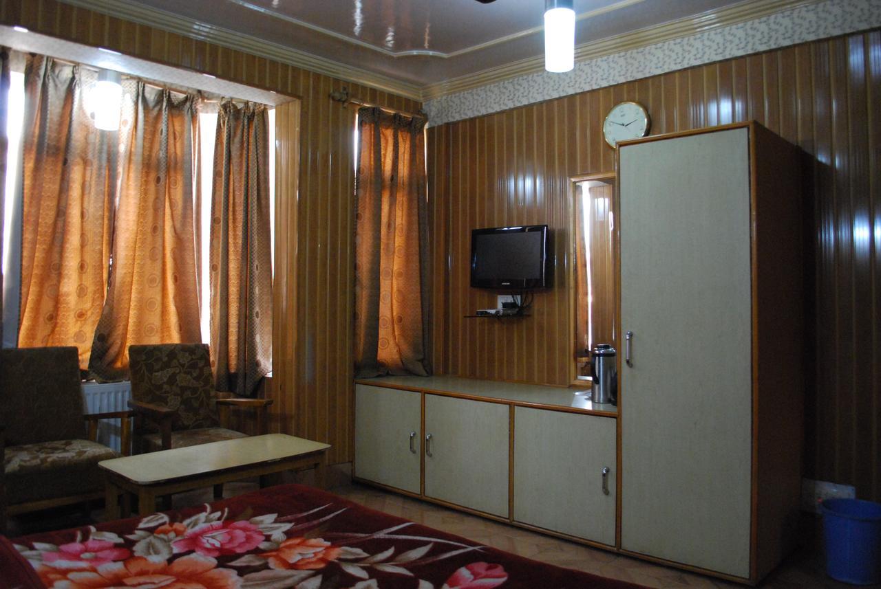 Kaisar Hotel Srinagar  Luaran gambar